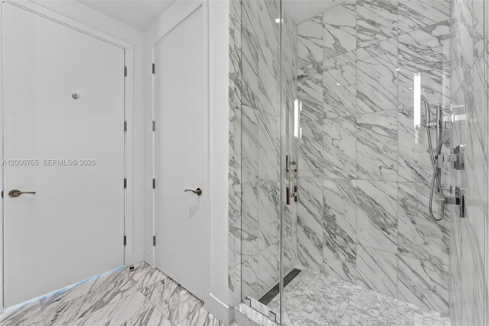 175 Southeast 25th Road, Unit 604 Miami, FL 33129 - Photo 13 of 36