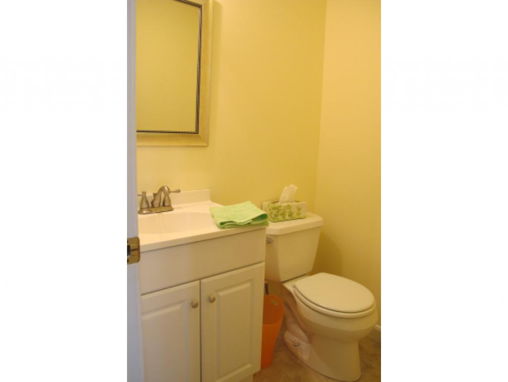 56 Durham Road, Unit 31 Dover, NH 03820 - Photo 11 of 22