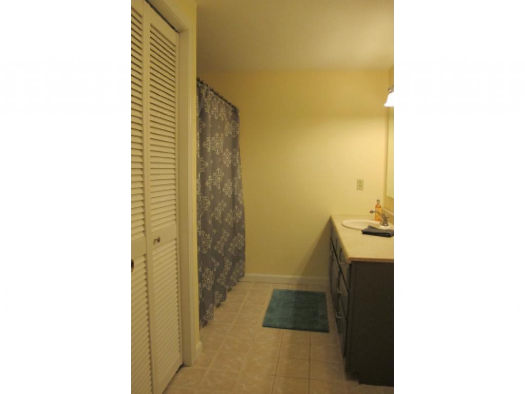 56 Durham Road, Unit 31 Dover, NH 03820 - Photo 13 of 22