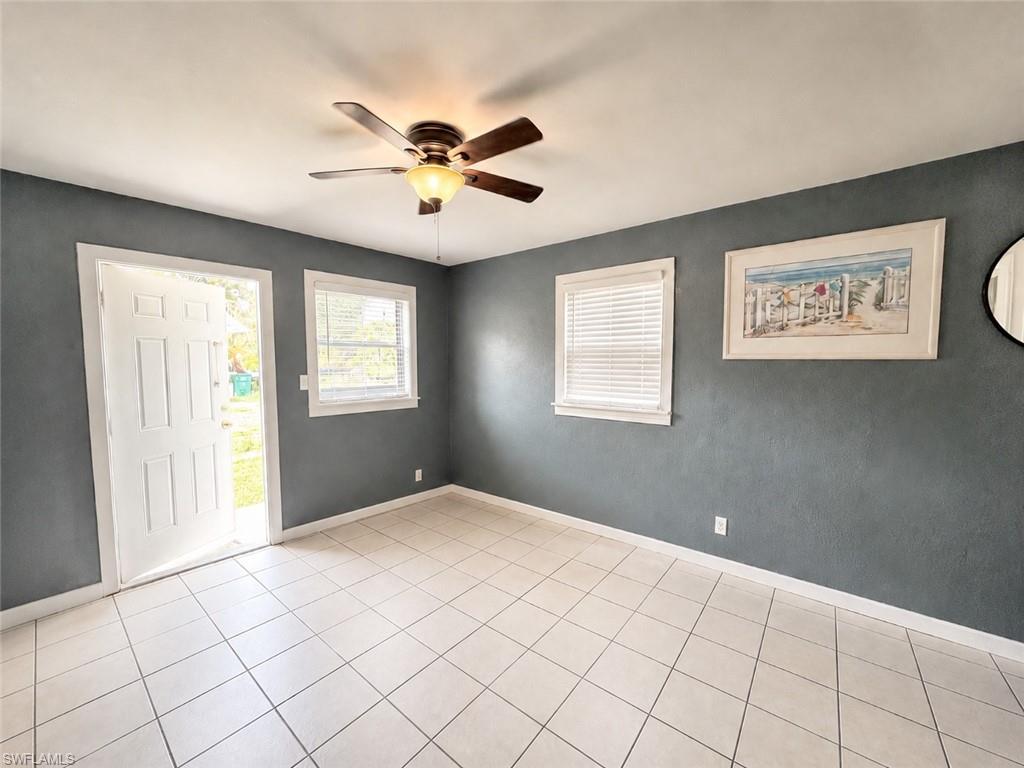 2485 Bayside Street Naples, FL 34112 - Photo 11 of 24