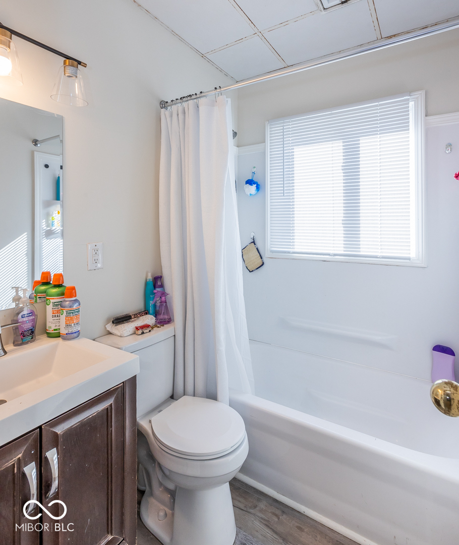 4632 Bertrand Road Indianapolis, IN 46222 - Photo 9 of 45 Gallery Image 9