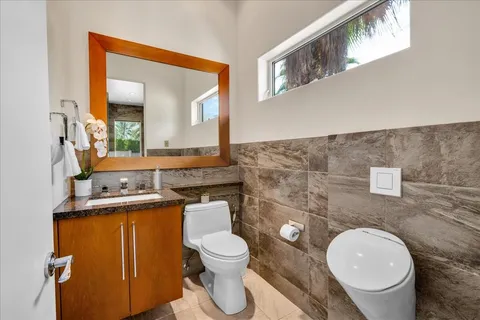 $2,250,000 | 696 East Vereda Sur, Palm Springs, CA 92262