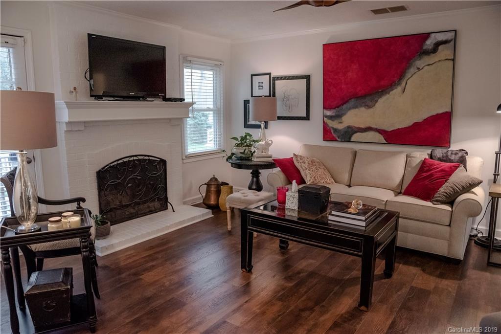 9504 Watergate Road Charlotte, NC 28270 - Photo 2 of 15 Gallery Image 2