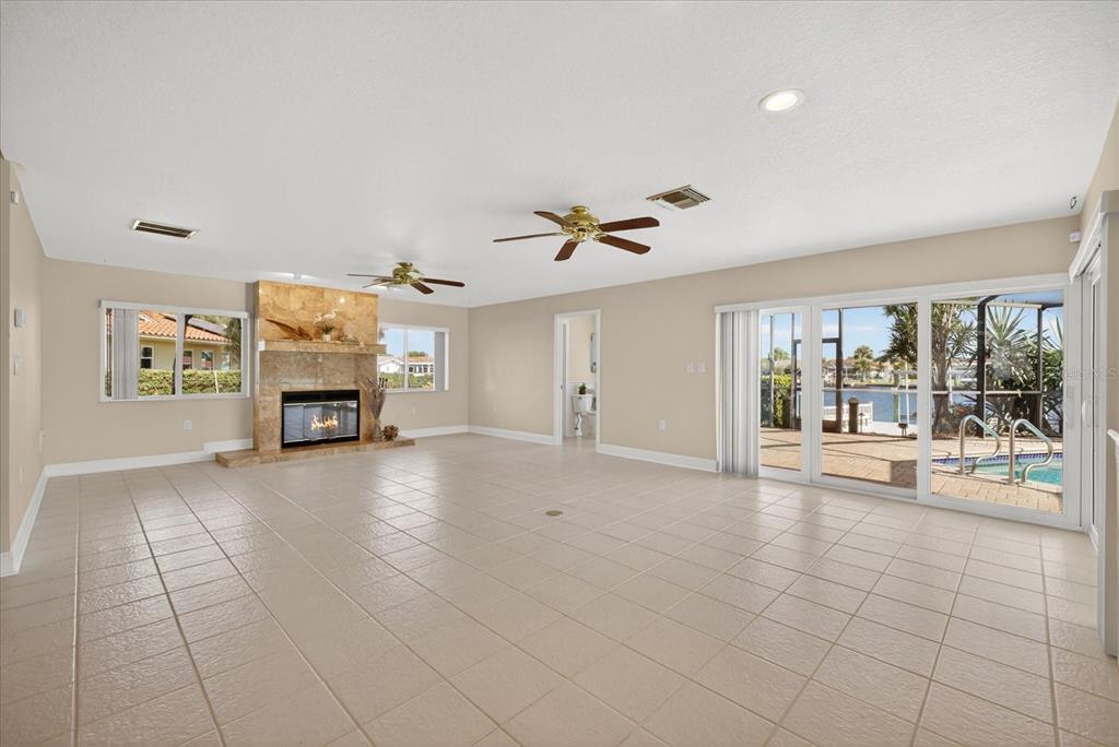 3640 Harborview Court New Port Richey, FL 34652 - Photo 21 of 95