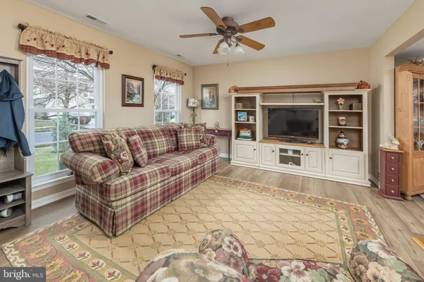 $500,000 | 15 Stag Run, Sewell, NJ 08080