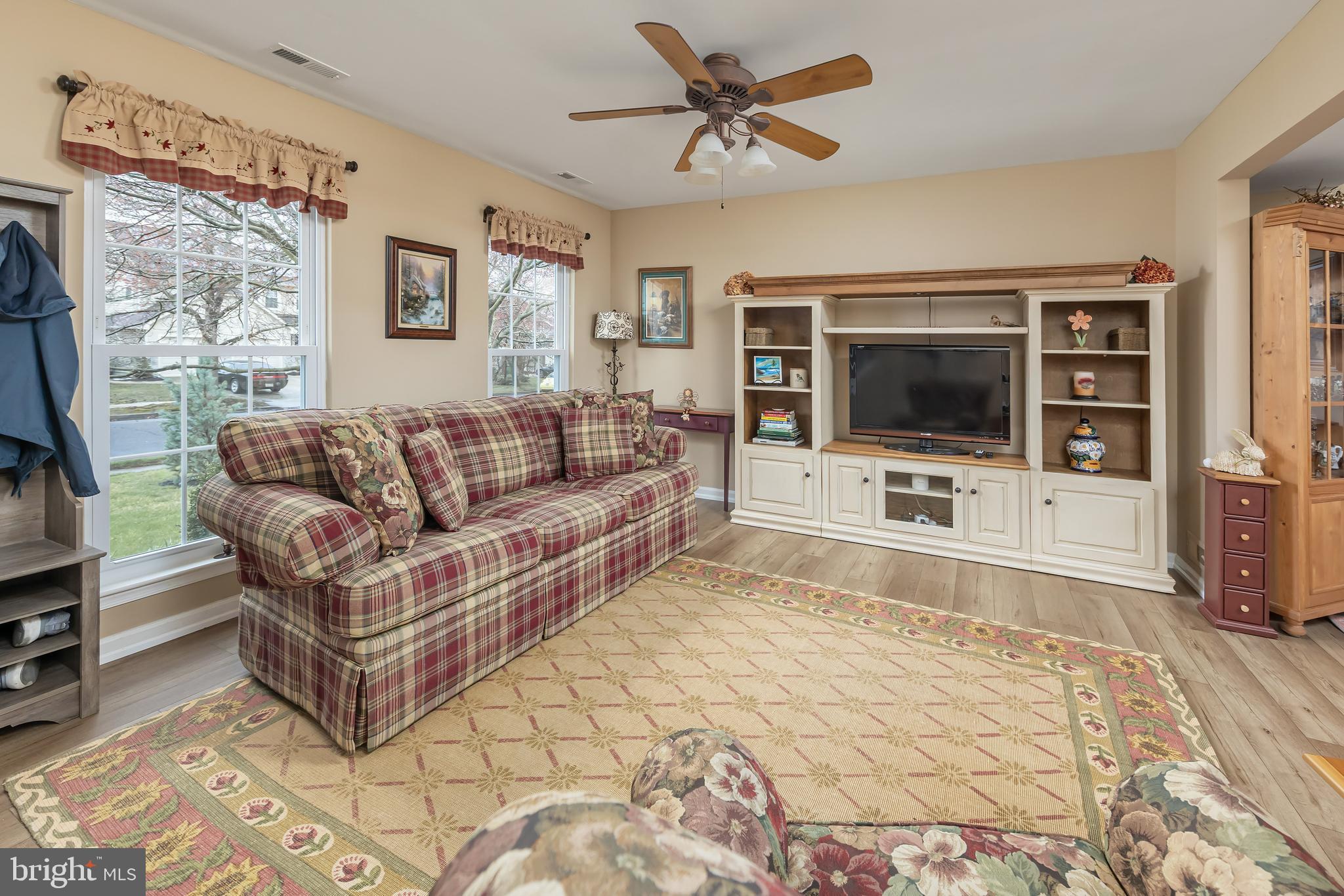 15 Stag Run Sewell, NJ 08080 - Photo 2 of 28 Formal Living Room