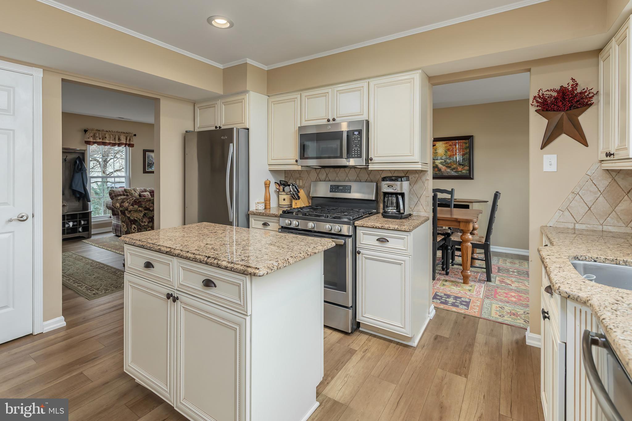 15 Stag Run Sewell, NJ 08080 - Photo 7 of 28 Kitchen