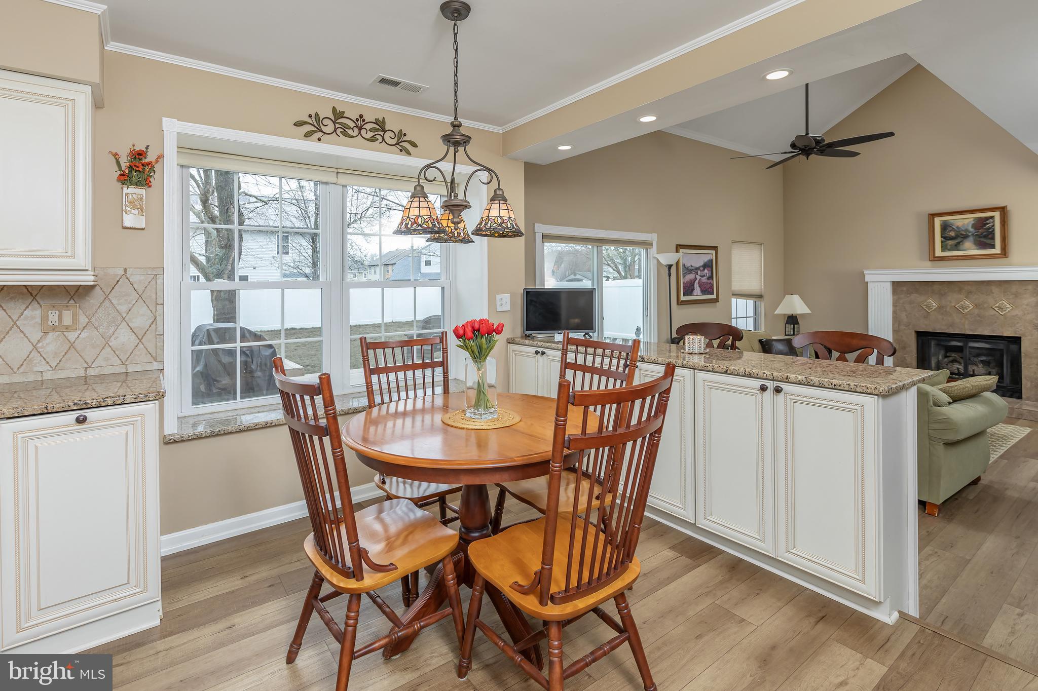 15 Stag Run Sewell, NJ 08080 - Photo 10 of 28 Breakfast Area