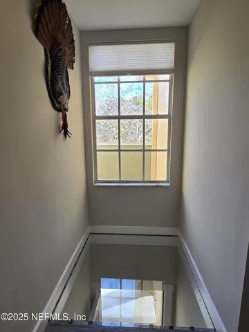 a view of entryway with a window