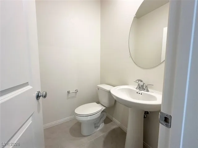 $2,700 | 3766 Osiris Avenue, Henderson, NV 89044