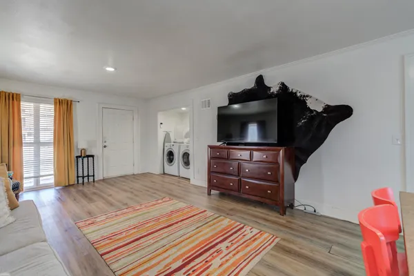 $290,000 | 1621 Ave Y, Lubbock, TX 79401
