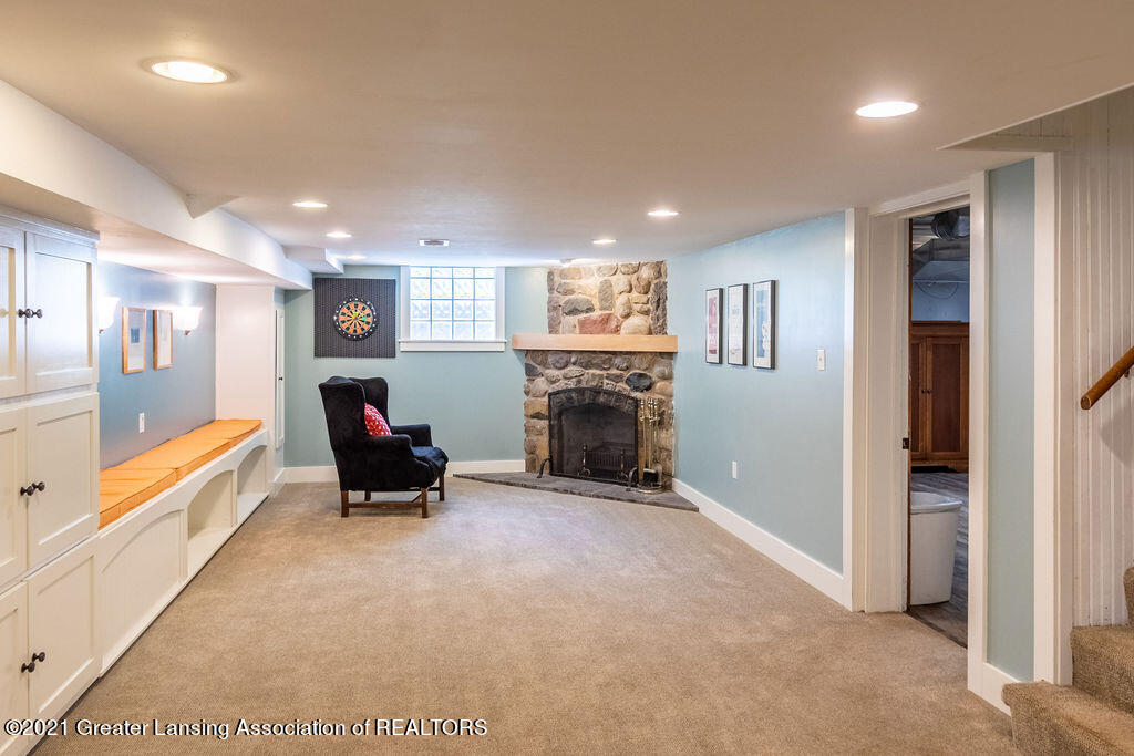 535 Ardson Road East Lansing, MI 48823 - Photo 56 of 62 Final-49