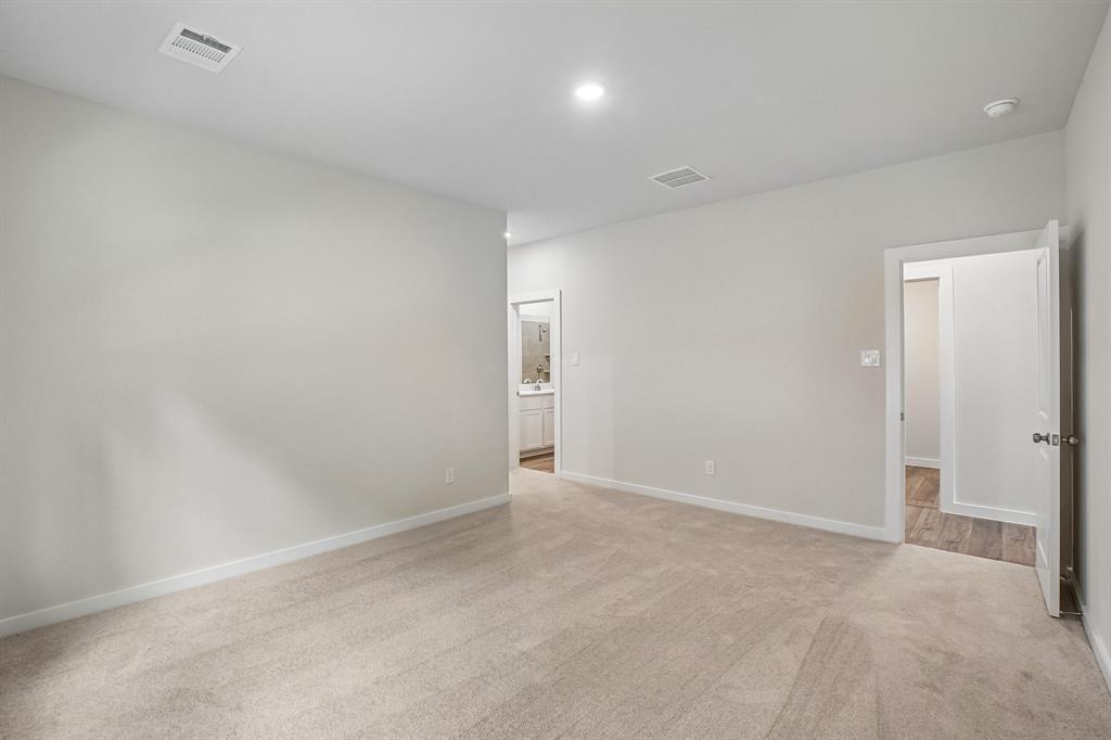 369 Declan Street Springtown, TX 76082 - Photo 26 of 37