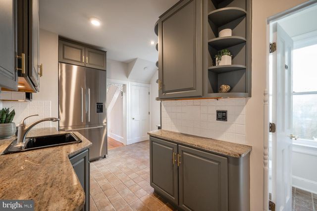 $1,426,000 | 3 East Nelson Avenue, Alexandria, VA 22301