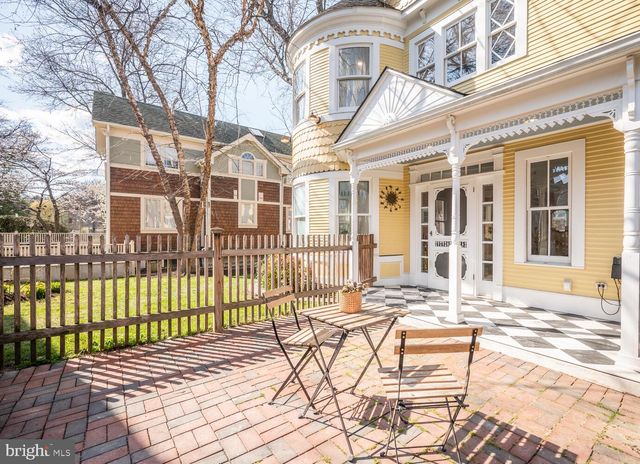 $1,426,000 | 3 East Nelson Avenue, Alexandria, VA 22301