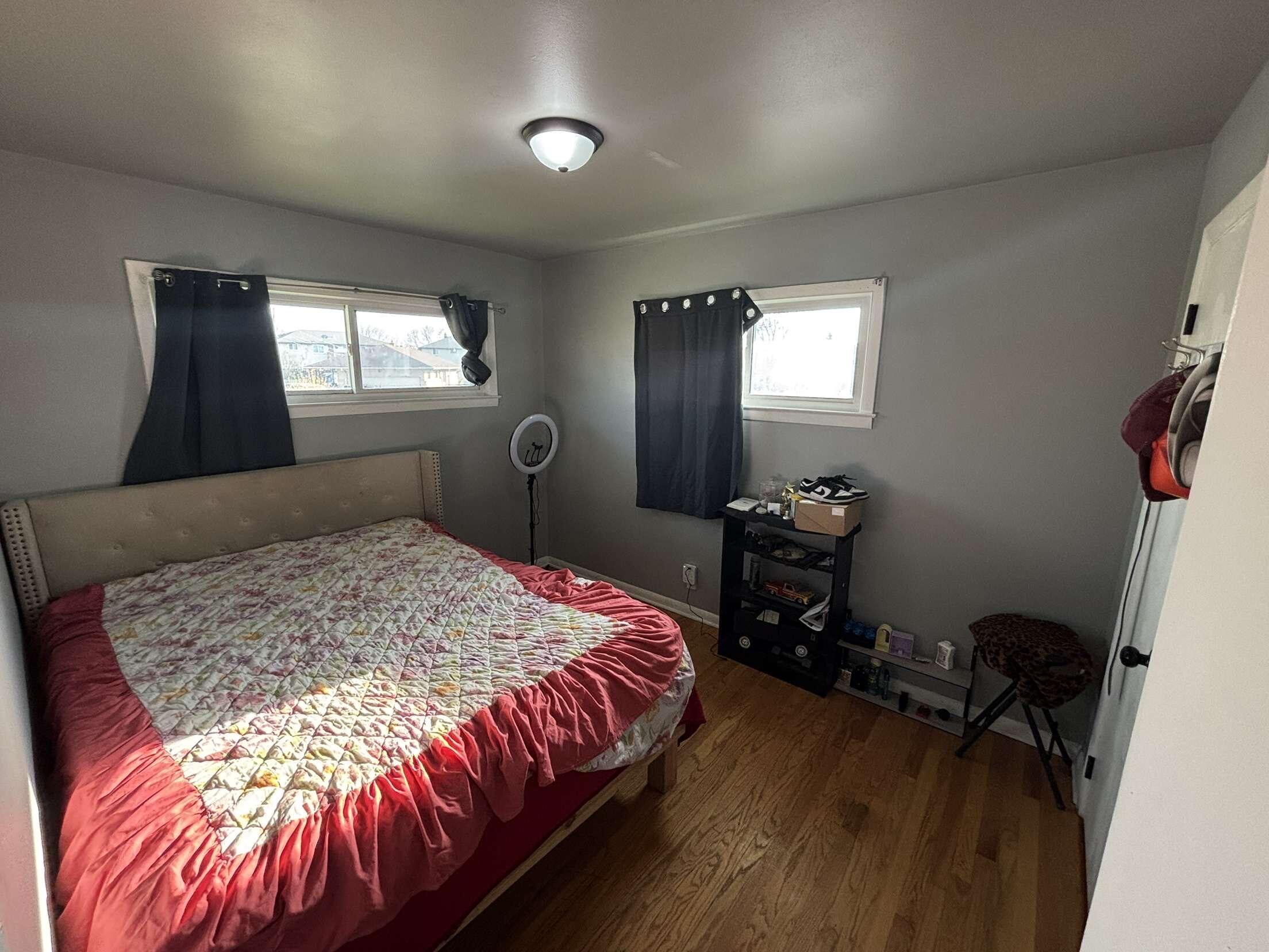 8210 West Winfield Avenue Milwaukee, WI 53218 - Photo 11 of 20 IMG_1550