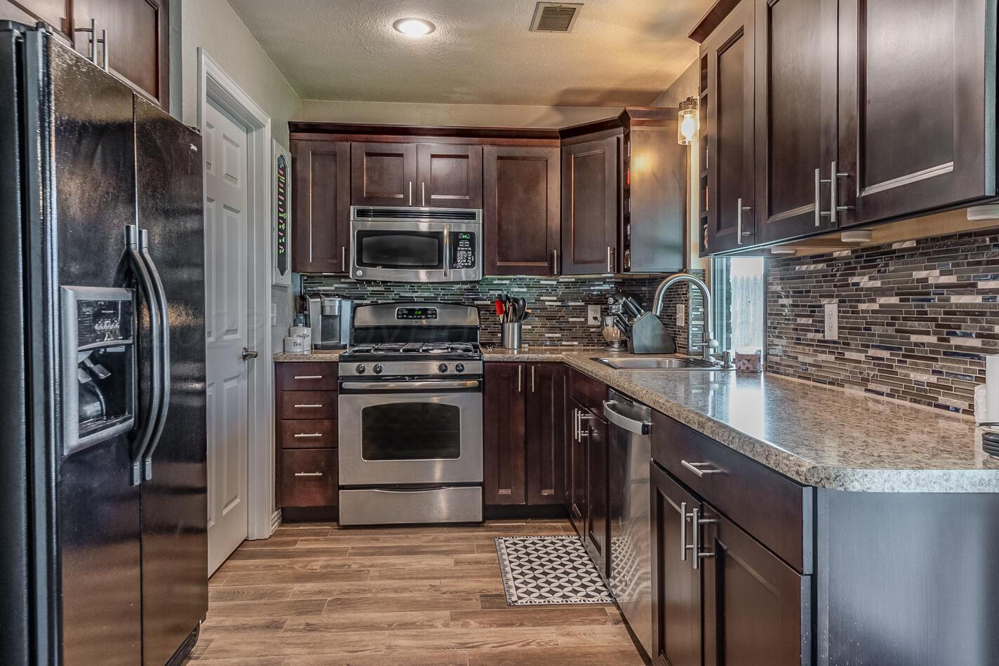 4208 Rhine Avenue Amarillo, TX 79110 - Photo 11 of 26 img (11 of 27)