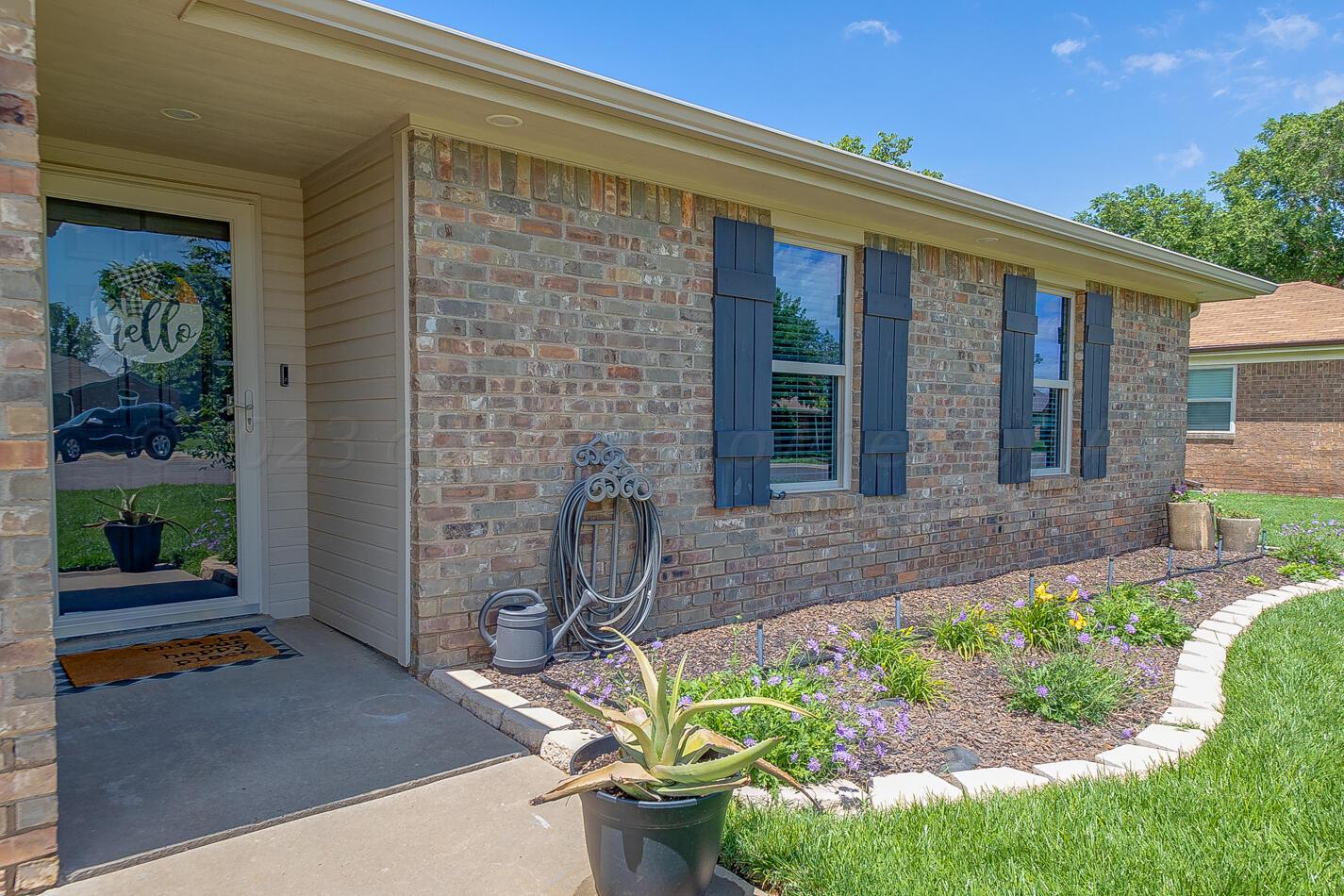 4208 Rhine Avenue Amarillo, TX 79110 - Photo 4 of 26 img (5 of 27)