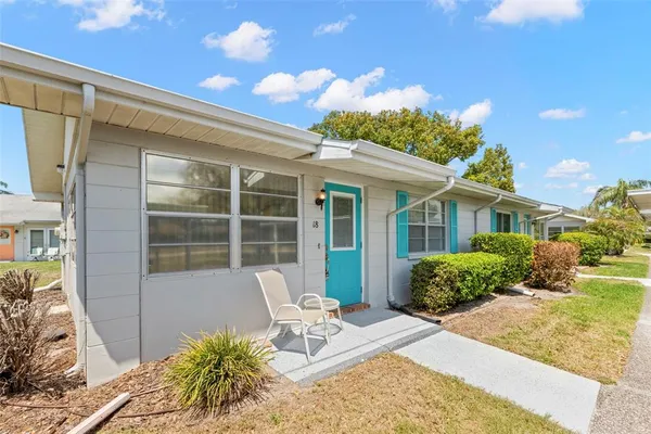 $84,900 | 401 De Grasse Place, Unit 18, Sun City Center, FL 33573
