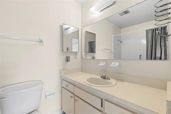 $84,900 | 401 De Grasse Place, Unit 18, Sun City Center, FL 33573