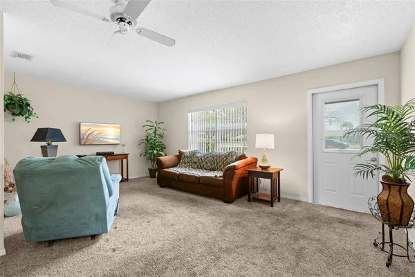 $84,900 | 401 De Grasse Place, Unit 18, Sun City Center, FL 33573