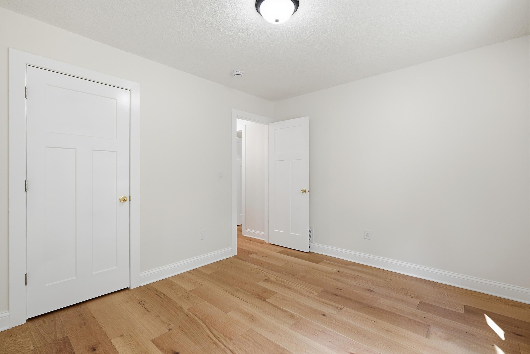1521 Archwood Road Hopkins, MN 55305 - Photo 19 of 38