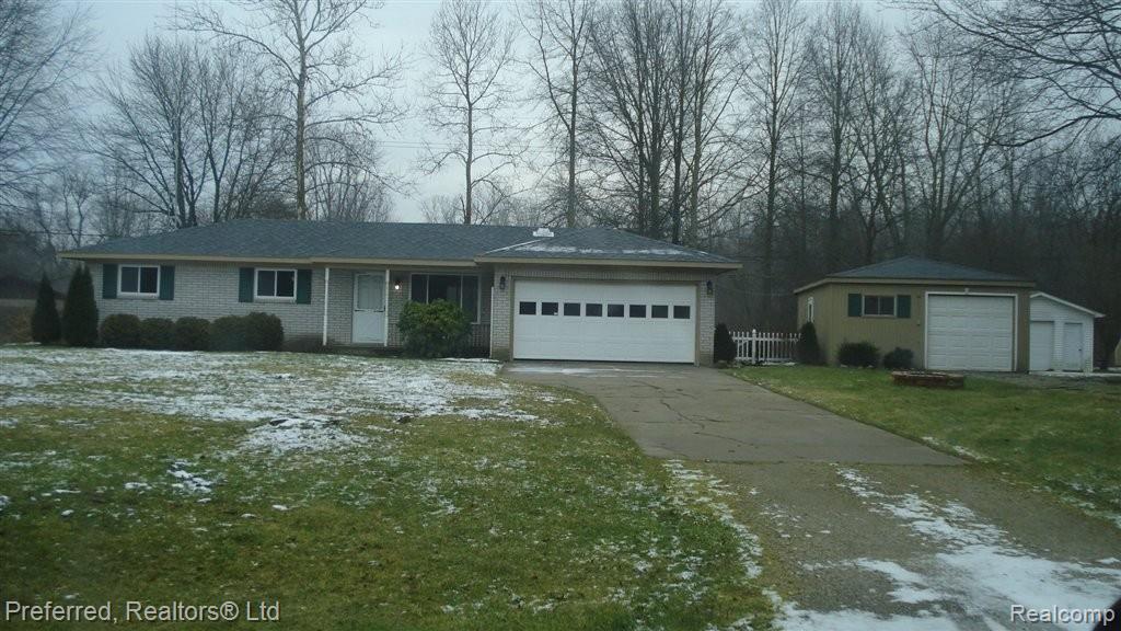 48535 Willow Road Belleville, MI 48111 - Photo 1 of 10 front view.JPG