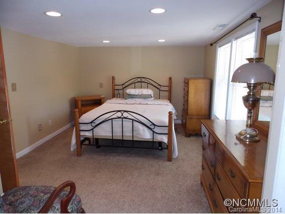266 Wiggins Road Candler, NC 28715 - Photo 5 of 20 Gallery Image 5