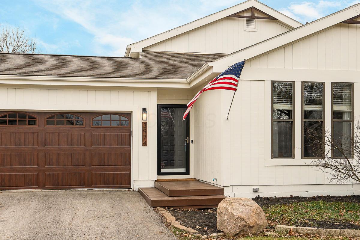 3974 Freedom Ridge Court Columbus, OH 43230 - Photo 2 of 33