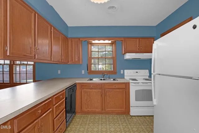 $260,000 | 719 North Dunn Street, Angier, NC 27501