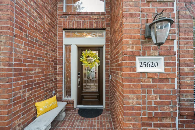 $474,900 | 25620 Peppermill Creek Drive, Porter, TX 77365