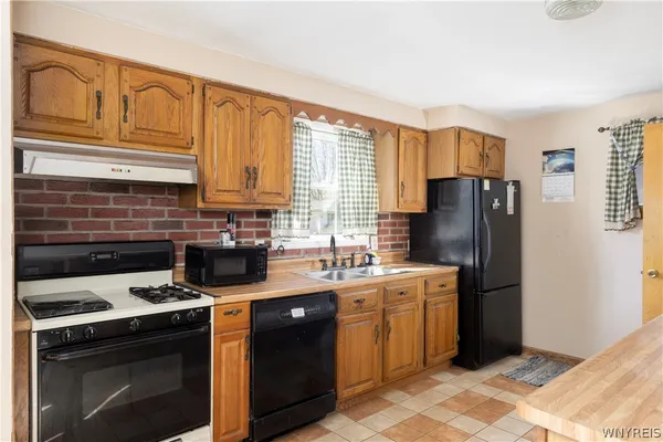 $255,000 | 2624 Sunset Drive, Eden, NY 14057