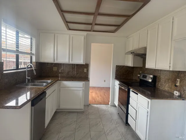 $3,500 | 290 Kent Place, American Canyon, CA 94503