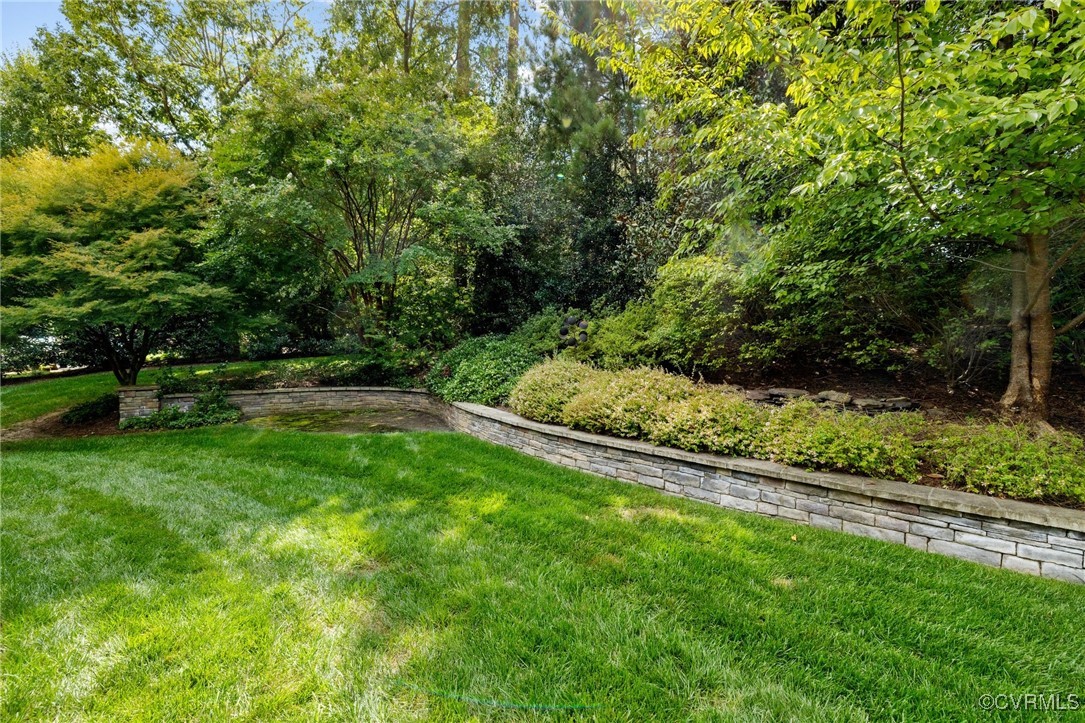 569 Raleigh Manor Road Henrico, VA 23229 - Photo 44 of 46 Luscious Plantings will be found throughout your t