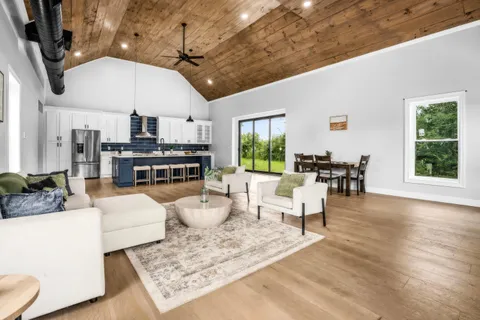 $745,000 | 3351 Georgesville-Wrightsville Road, Grove City, OH 43123