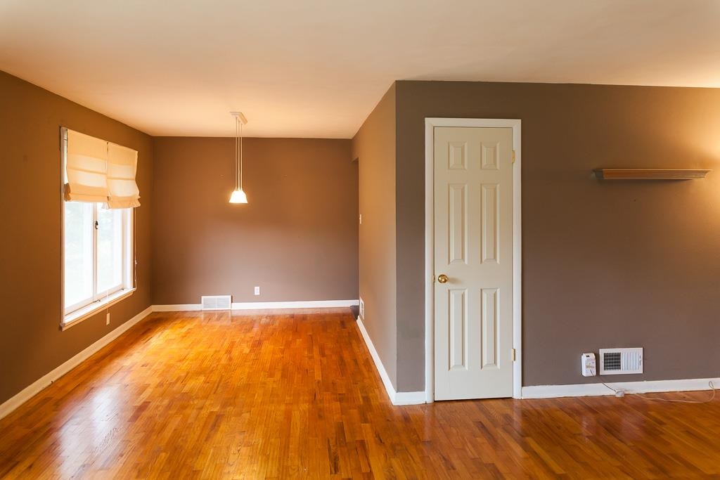 54715 Homeland Road Elkhart, IN 46514 - Photo 8 of 23 Gallery Image 8