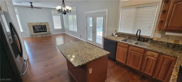 $869,000 | 990 Crescent Meadows Court, Henderson, NV 89052