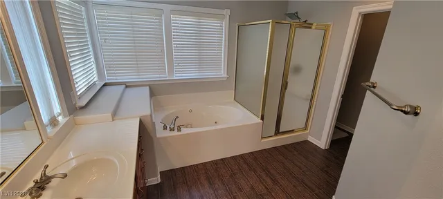 $869,000 | 990 Crescent Meadows Court, Henderson, NV 89052