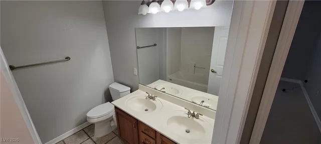 $869,000 | 990 Crescent Meadows Court, Henderson, NV 89052