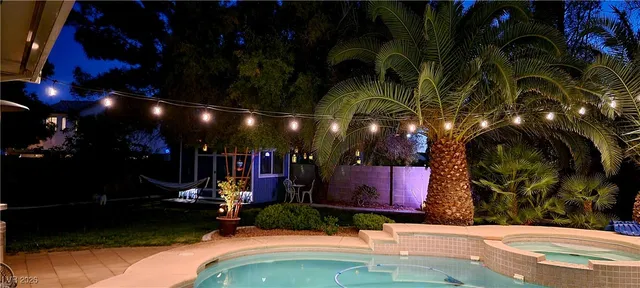 $869,000 | 990 Crescent Meadows Court, Henderson, NV 89052