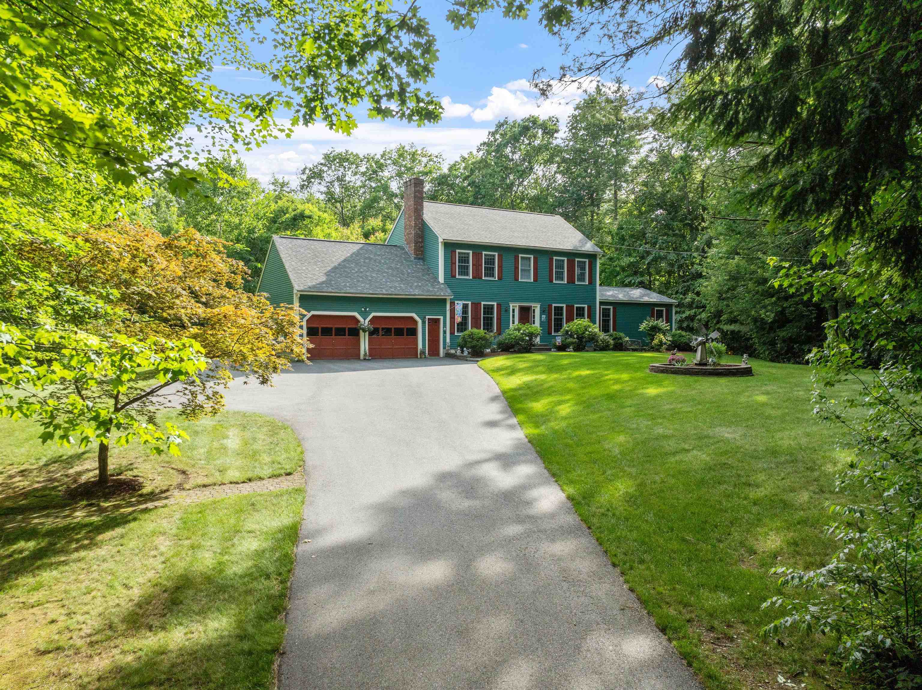 496 Chester Road Auburn, NH 03032 - Photo 2 of 50