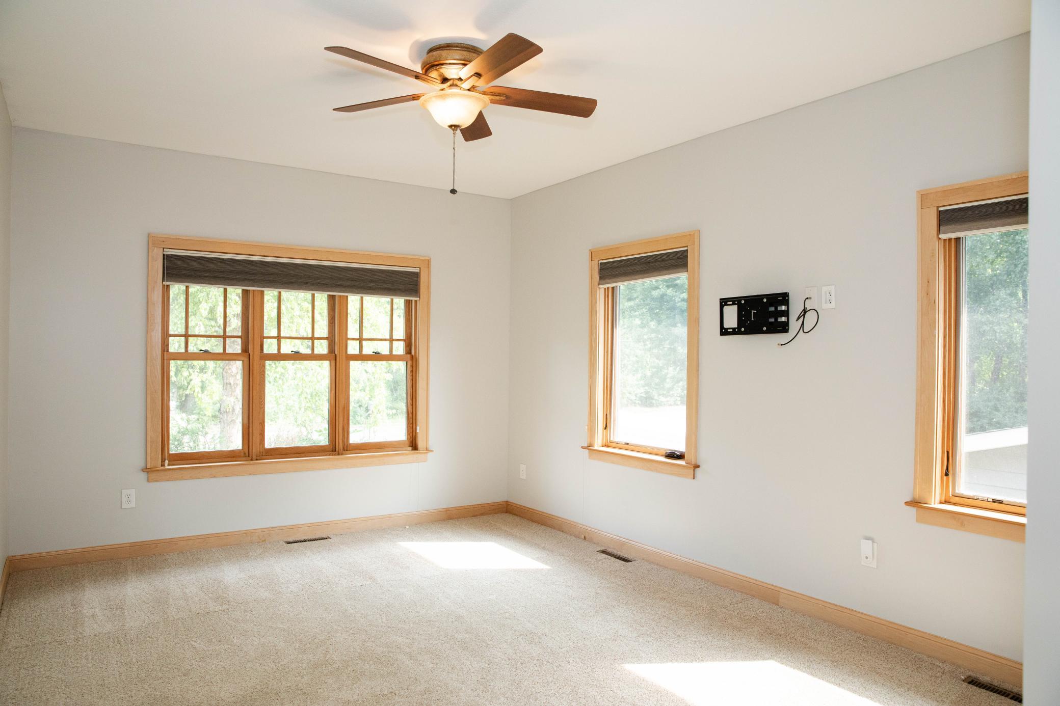 930 County Rd C East Maplewood, MN 55109 - Photo 14 of 41 Gallery Image 14