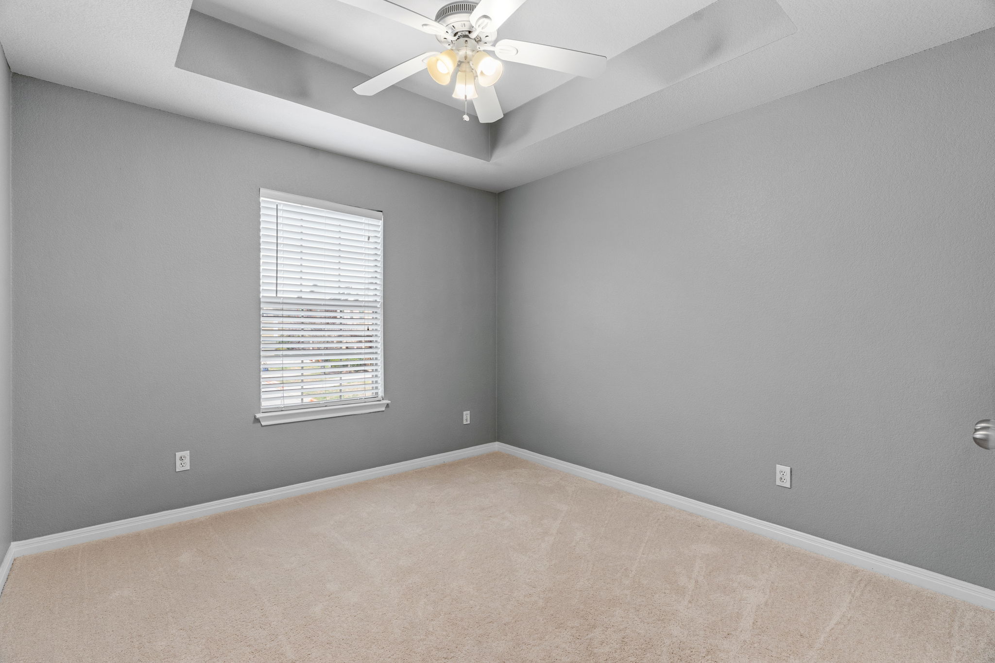 11241 Lost Maples Trail Austin, TX 78748 - Photo 24 of 28 Guest bedroom