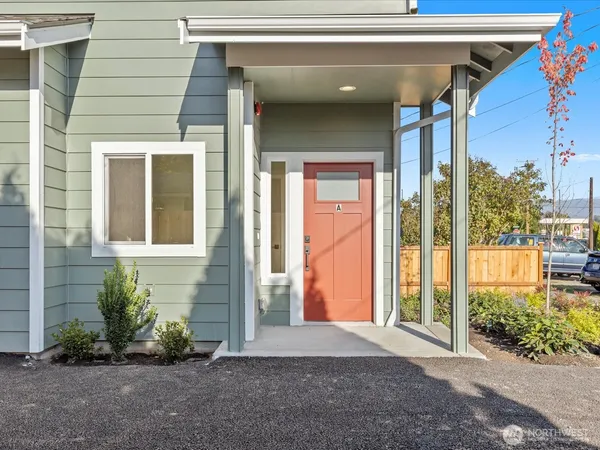 a view of a entryway door of the house
