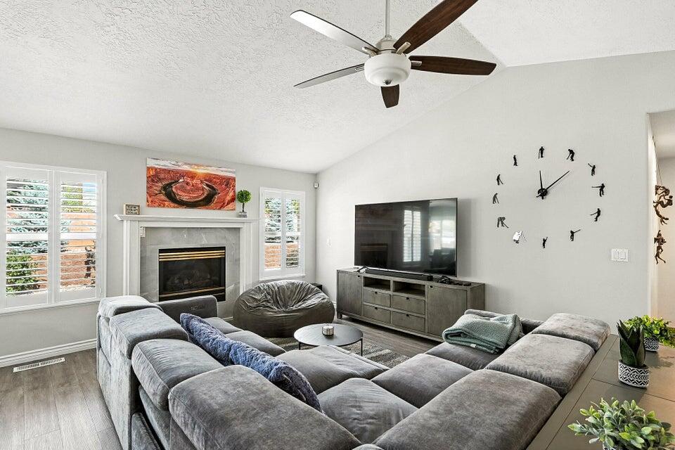 2154 Sumack Circle Cedar City, UT 84721 - Photo 7 of 67 20250709173251511719000000-o