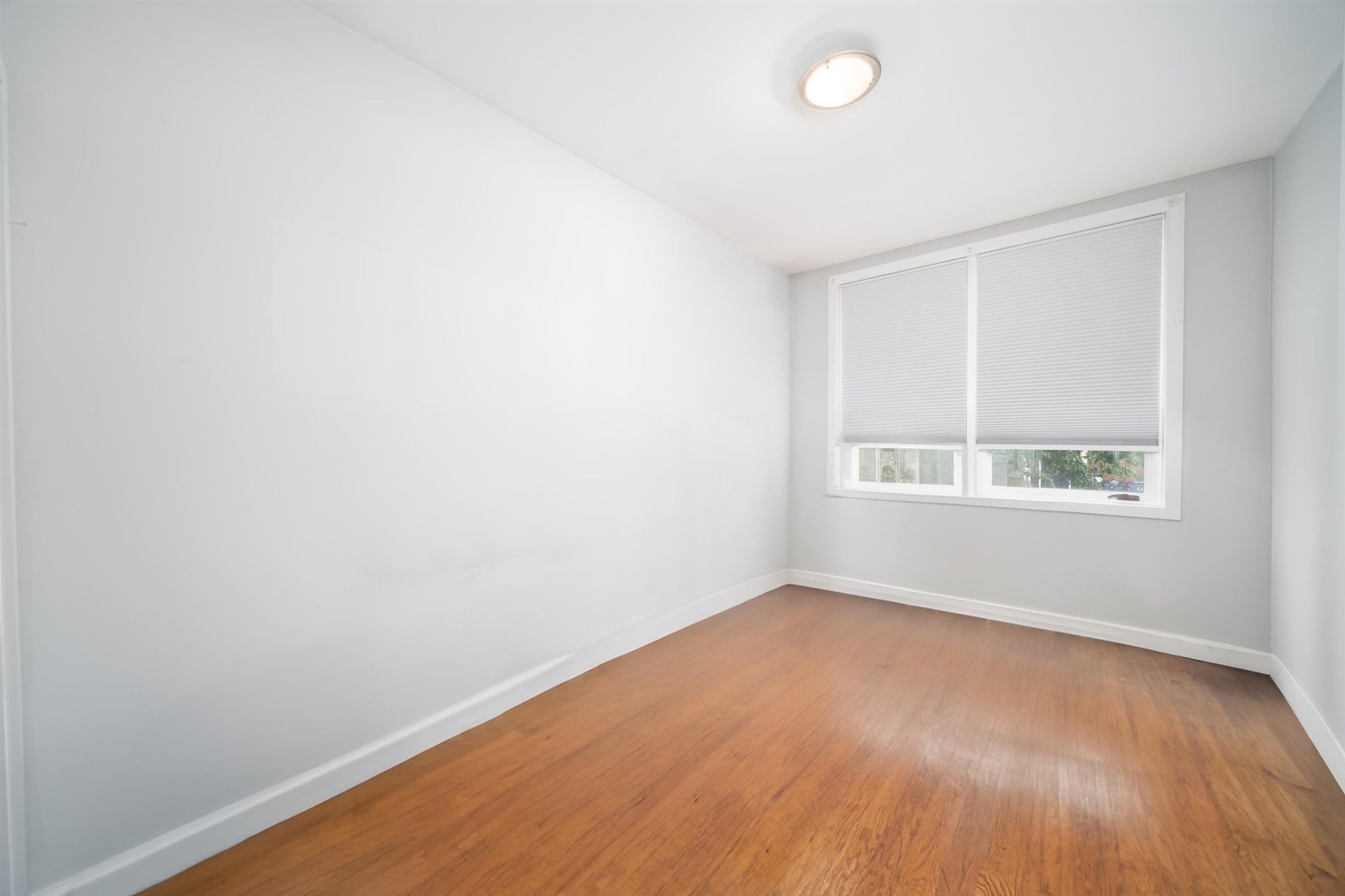 207 Adams Street, Unit 4 Hoboken, NJ 07030 - Photo 3 of 9