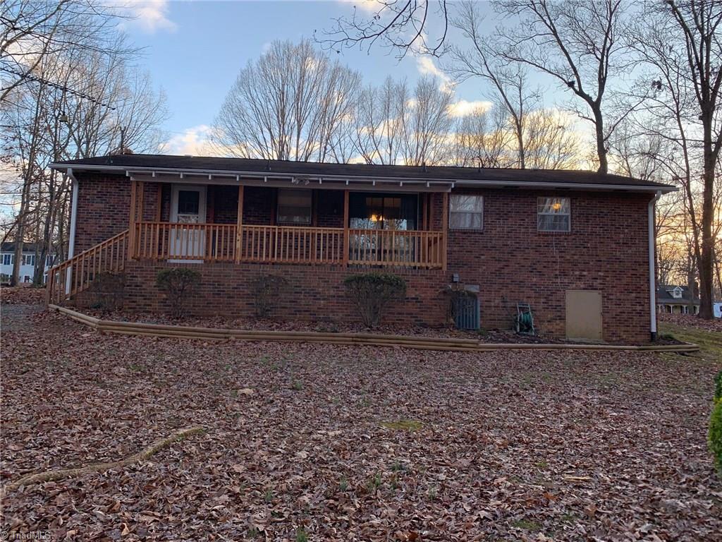 1559 Sullivan Road Thomasville, NC 27360 - Photo 5 of 30