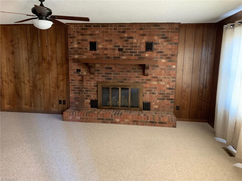 1559 Sullivan Road Thomasville, NC 27360 - Photo 7 of 30