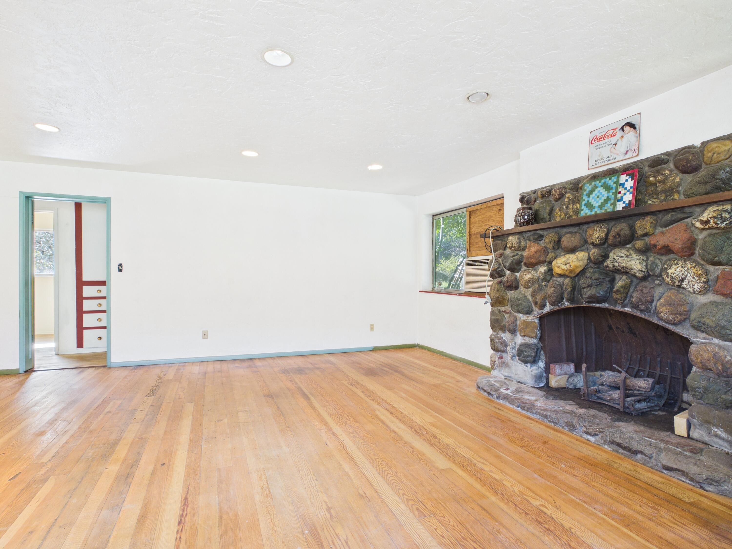 5350 Briceland Road Redway, CA 95560 - Photo 7 of 44