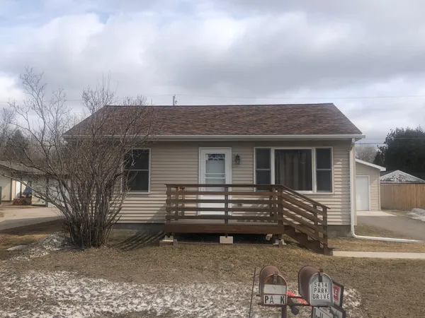 $255,900 | 5414 Park Drive, Mountain Iron, MN 55768